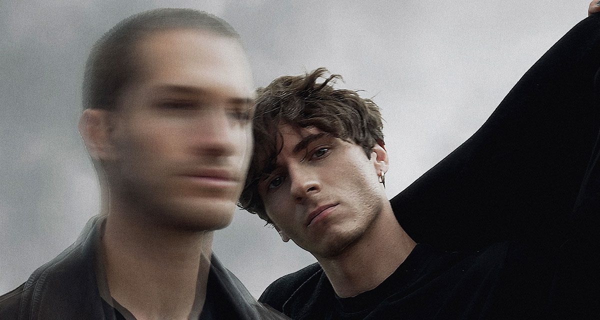 Decibels-Productions_Artiste_neua4 Nous étions une armée